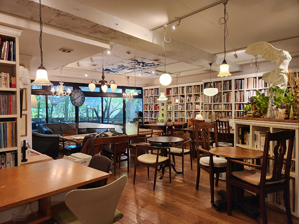 展示会場 ESPACE BIBLIO(エスパス ビブリオ)